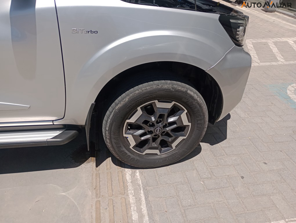 NISSAN FRONTIER 2.3 16V TURBO DIESEL PLATINUM CD 4X4 AUTOM&Aacute;TICO