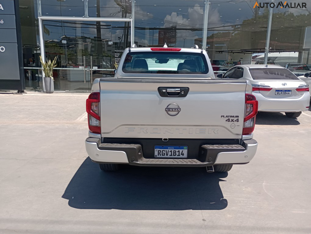 NISSAN FRONTIER 2.3 16V TURBO DIESEL PLATINUM CD 4X4 AUTOM&Aacute;TICO