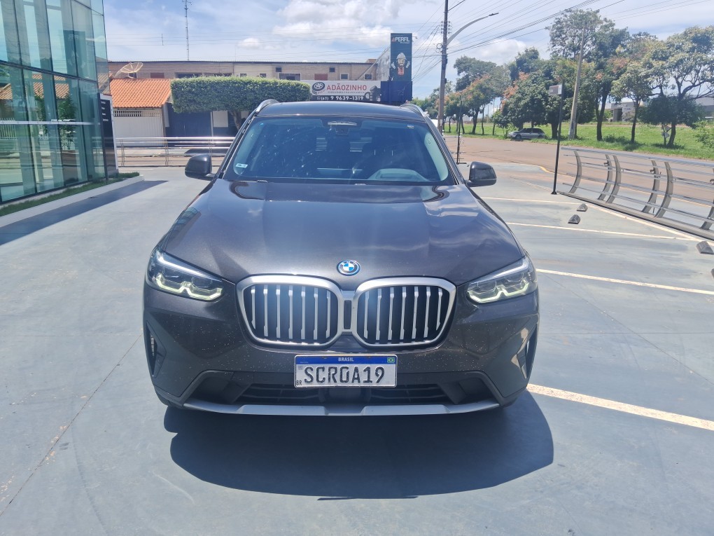 BMW X3 2.0 16V H&Iacute;BRIDO X LINE XDRIVE30E STEPTRONIC