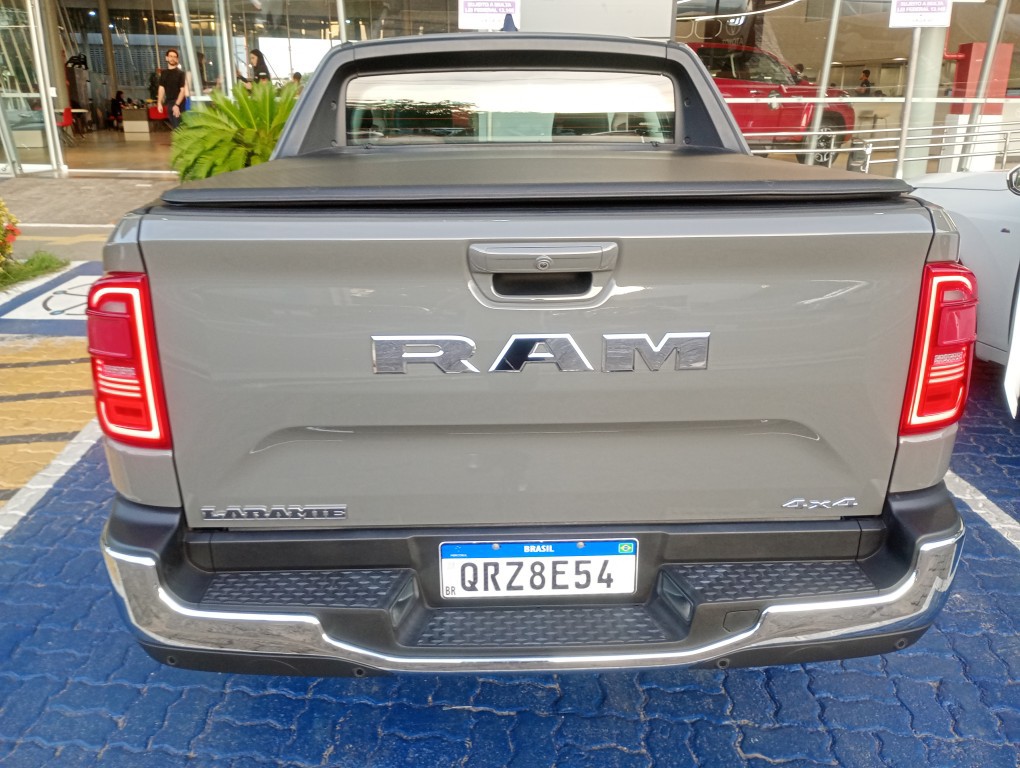 RAM RAMPAGE 2.0 TURBO DIESEL LARAMIE 4X4 AUTOM&Aacute;TICO