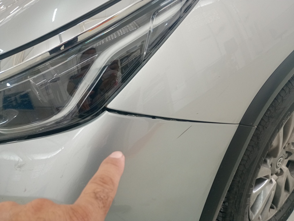 TOYOTA HILUX SW4 2.8 D-4D TURBO DIESEL SRX 7L 4X4 AUTOM&Aacute;TICO