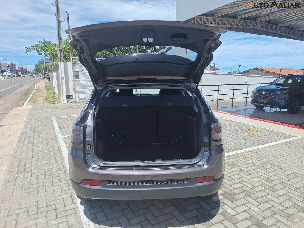 JEEP COMPASS 1.3 T270 TURBO FLEX LONGITUDE AT6