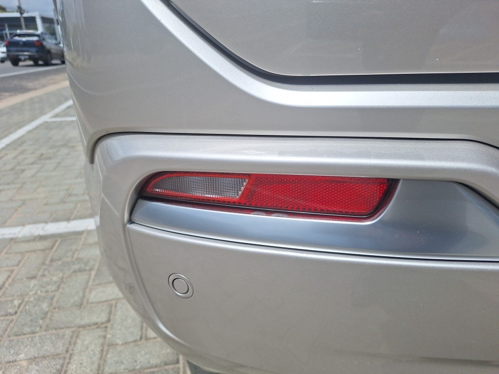 JEEP COMMANDER 2.0 TD380 TURBO DIESEL OVERLAND AT9