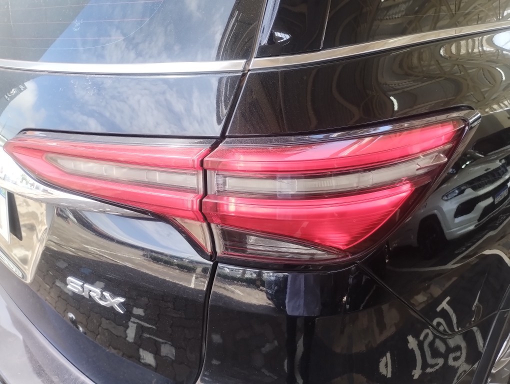 TOYOTA HILUX SW4 2.8 D-4D TURBO DIESEL SRX 7L 4X4 AUTOM&Aacute;TICO