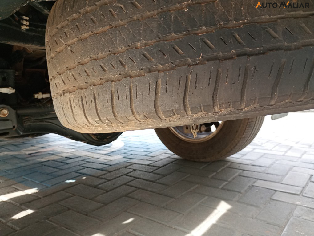 TOYOTA HILUX SW4 2.8 D-4D TURBO DIESEL SRX 7L 4X4 AUTOM&Aacute;TICO