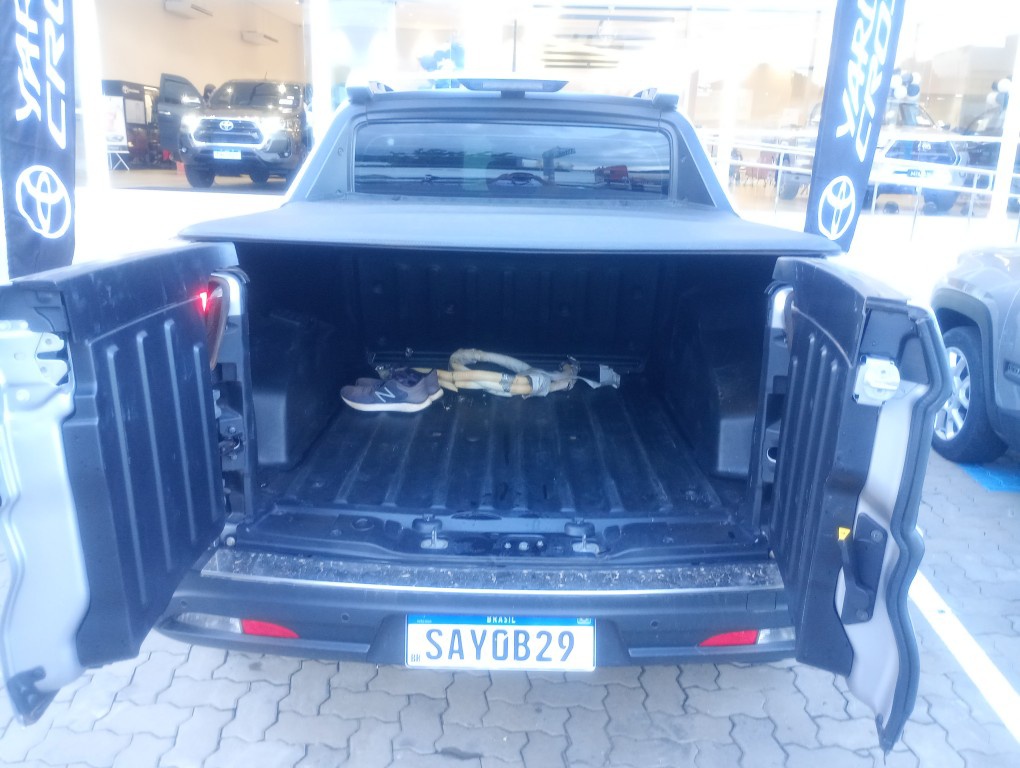 FIAT TORO 2.0 16V TURBO DIESEL VOLCANO 4WD AT9