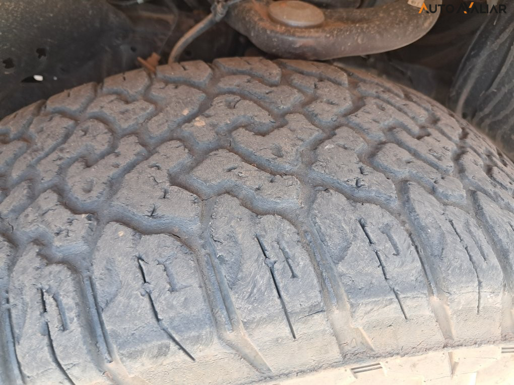 TOYOTA HILUX 2.8 POWER PACK 4X4 CD 16V DIESEL 4P MANUAL