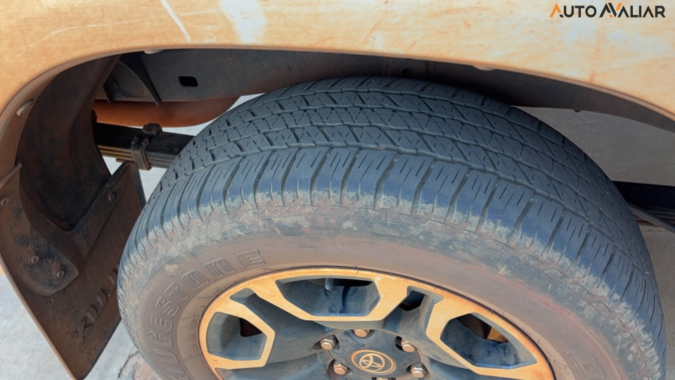 TOYOTA HILUX 2.8 D-4D TURBO DIESEL CD SRV 4X4 AUTOM&Aacute;TICO