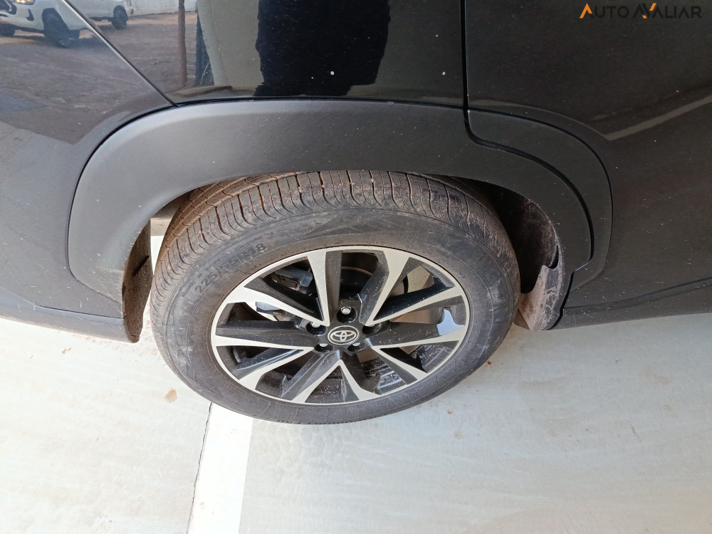 TOYOTA COROLLA CROSS 1.8 VVT-I HYBRID FLEX XRX CVT