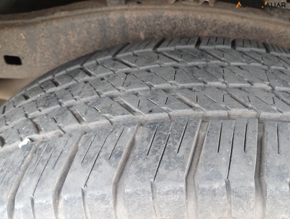 TOYOTA HILUX 2.8 D-4D TURBO DIESEL CD SRX 4X4 AUTOM&Aacute;TICO