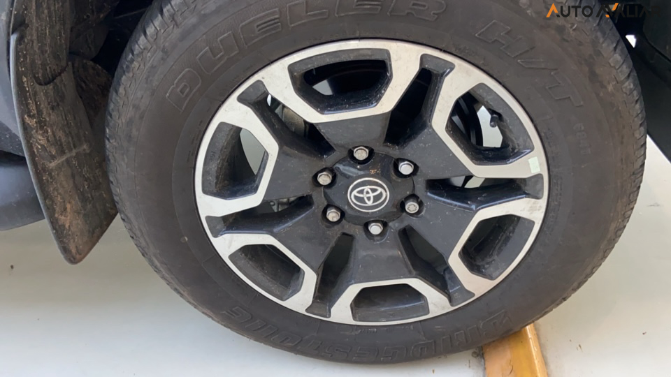 TOYOTA HILUX 2.8 D-4D TURBO DIESEL CD SRX 4X4 AUTOM&Aacute;TICO