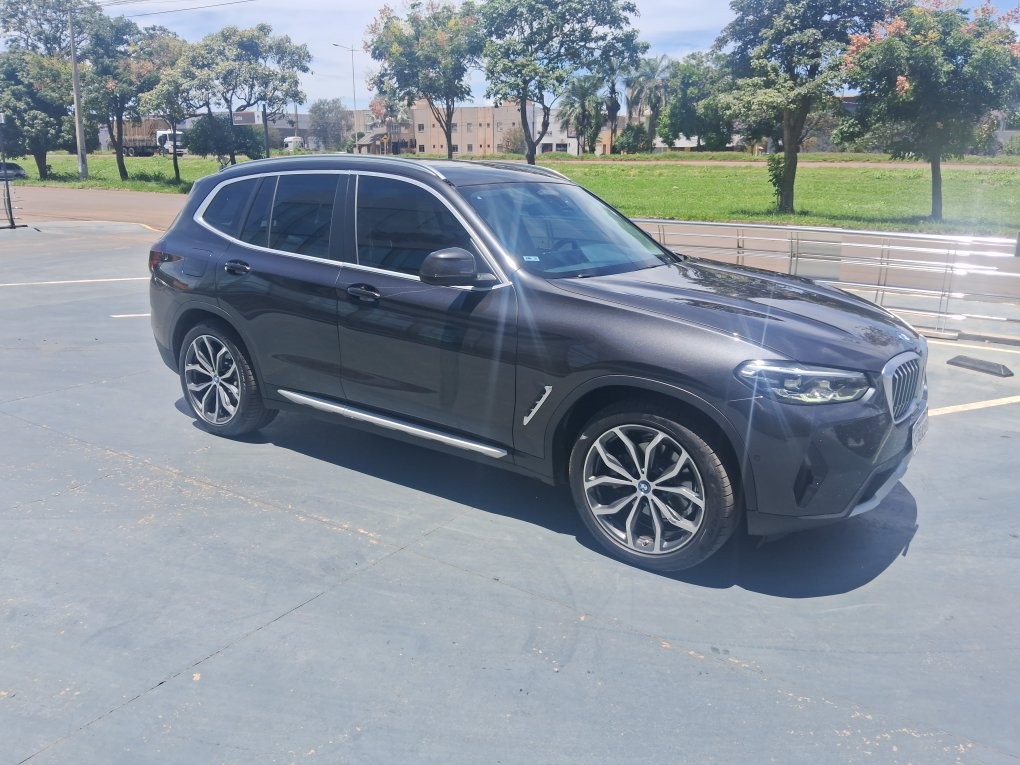 BMW X3 2.0 16V H&Iacute;BRIDO X LINE XDRIVE30E STEPTRONIC