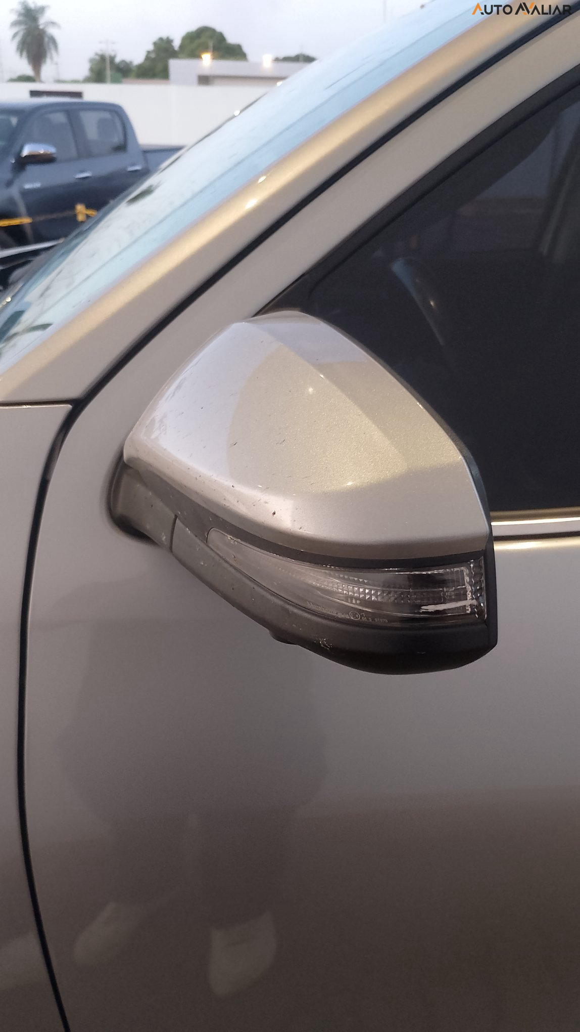 TOYOTA HILUX SW4 2.8 D-4D TURBO DIESEL SRX 4X4 AUTOM&Aacute;TICO