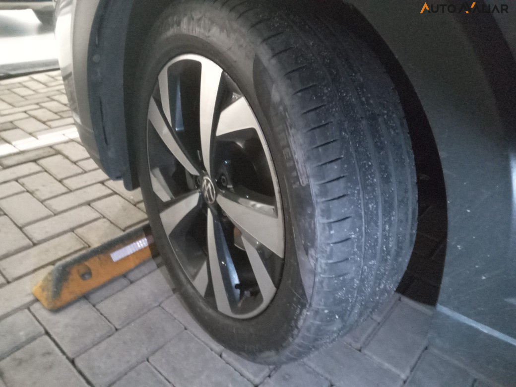 VOLKSWAGEN NIVUS 1.0 200 TSI TOTAL FLEX HIGHLINE AUTOM&Aacute;TICO