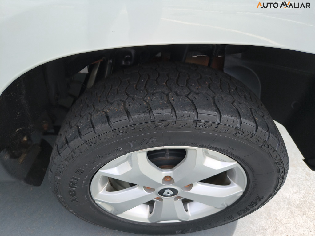 RENAULT DUSTER 1.6 16V SCE FLEX INTENSE PLUS MANUAL