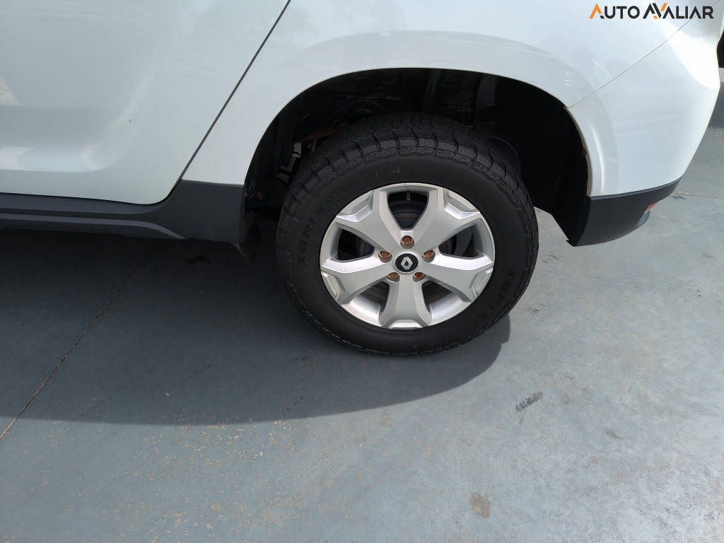 RENAULT DUSTER 1.6 16V SCE FLEX INTENSE PLUS MANUAL