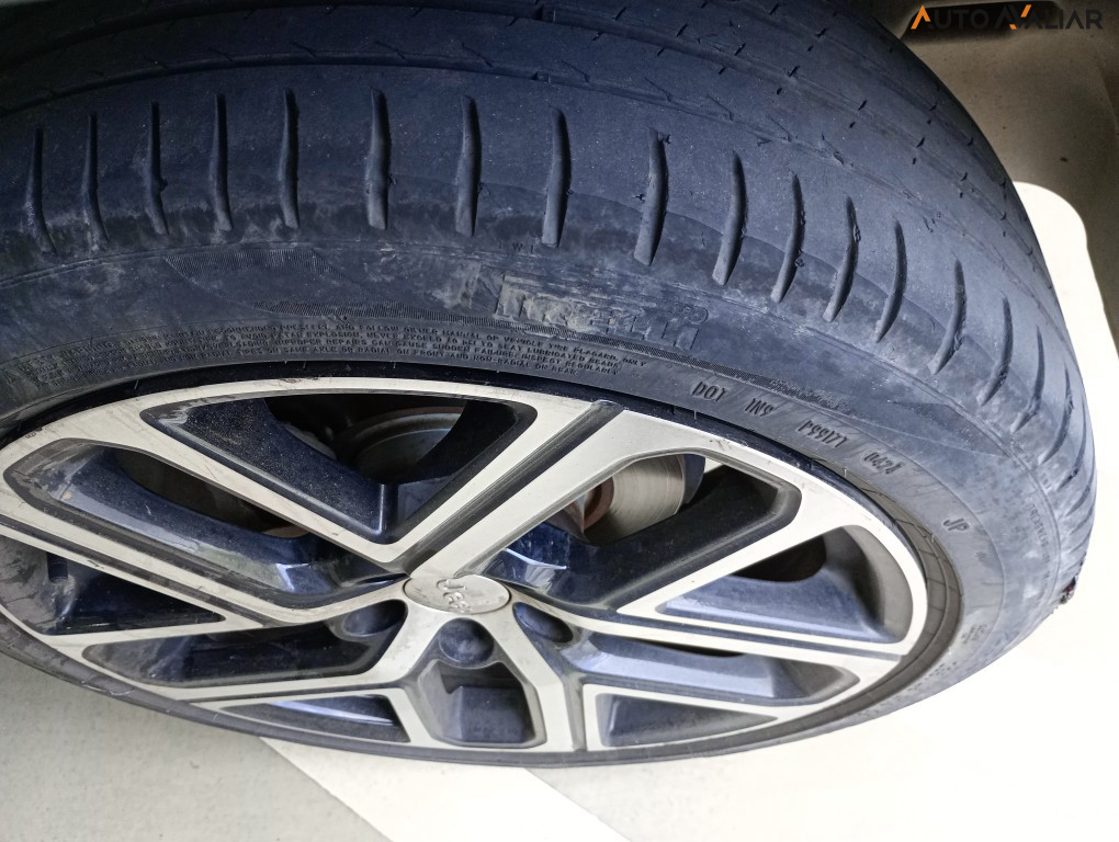 JEEP COMPASS 1.3 T270 TURBO FLEX LIMITED AT6