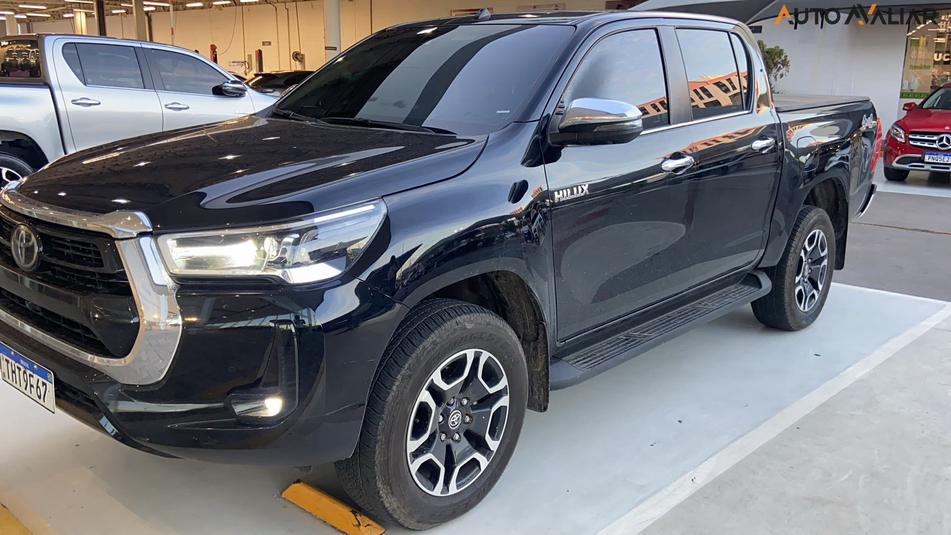 TOYOTA HILUX 2.8 D-4D TURBO DIESEL CD SRX 4X4 AUTOM&Aacute;TICO