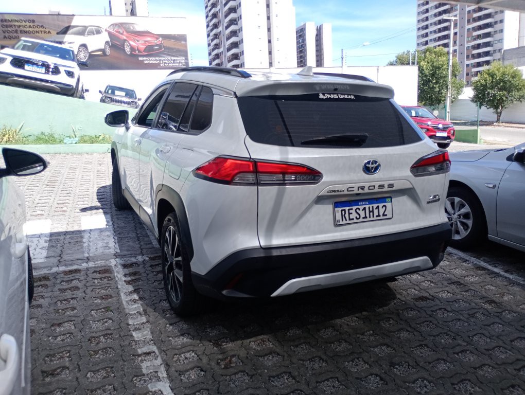 TOYOTA COROLLA CROSS 1.8 VVT-I HYBRID FLEX XRX CVT