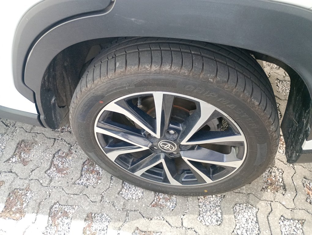 TOYOTA COROLLA CROSS 1.8 VVT-I HYBRID FLEX XRX CVT