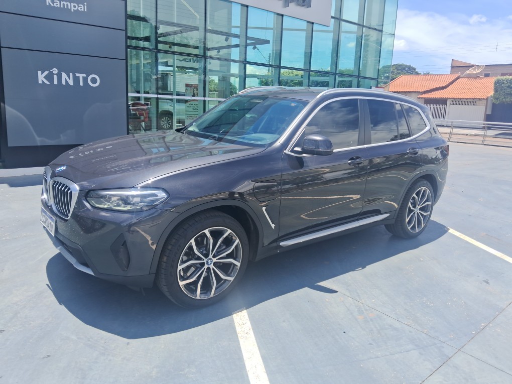BMW X3 2.0 16V H&Iacute;BRIDO X LINE XDRIVE30E STEPTRONIC