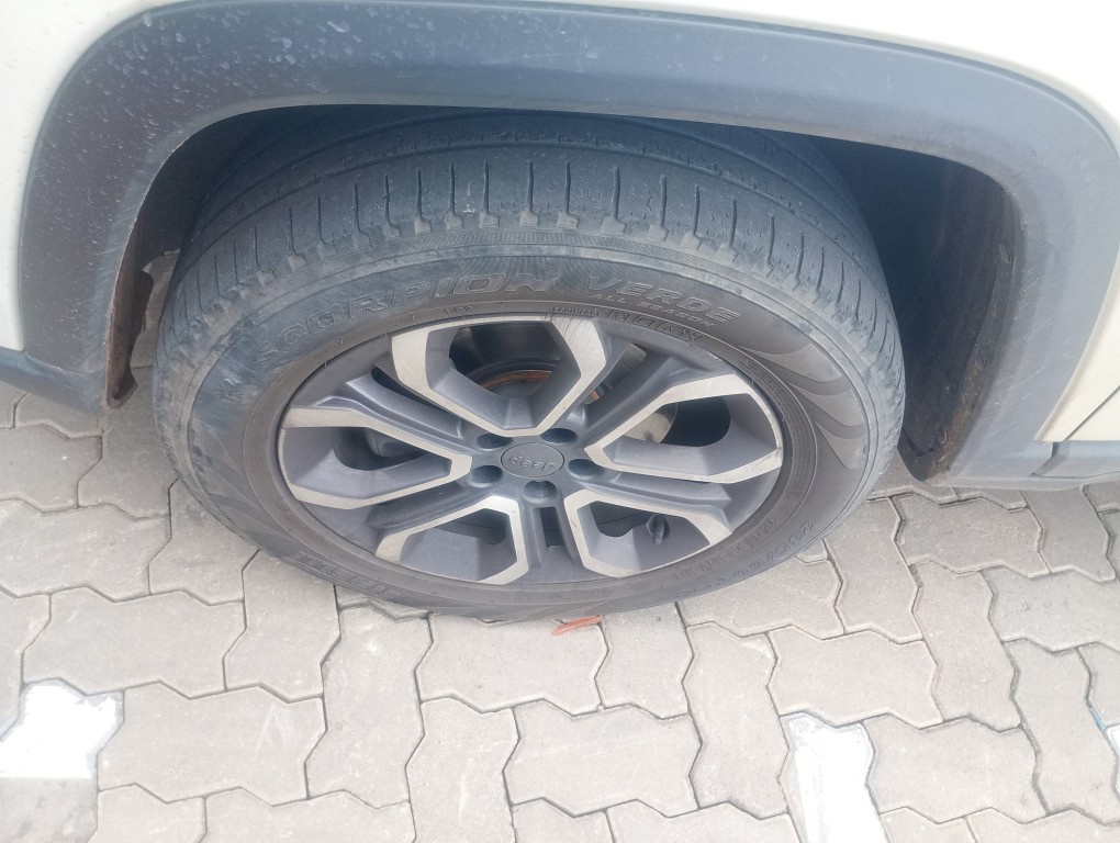 JEEP COMMANDER 2.0 TD380 TURBO DIESEL LIMITED AT9