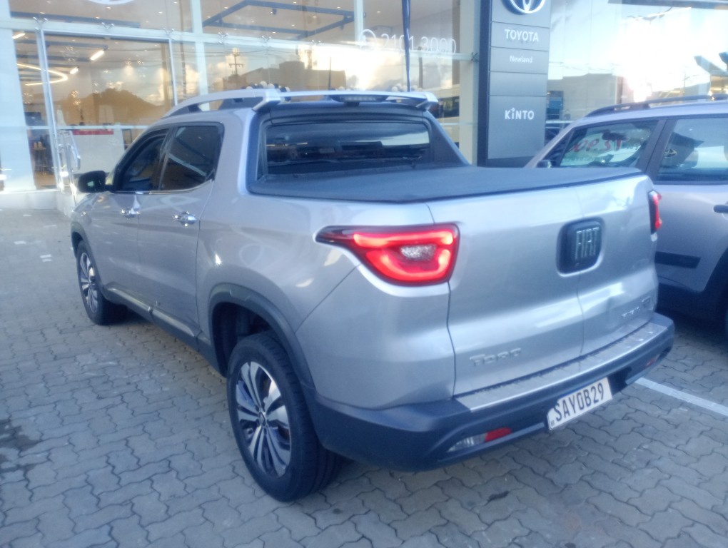 FIAT TORO 2.0 16V TURBO DIESEL VOLCANO 4WD AT9