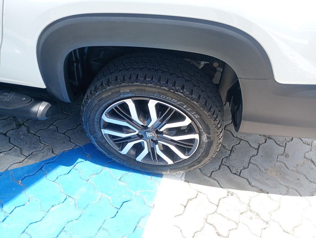 FIAT STRADA 1.0 TURBO 200 FLEX RANCH CD CVT