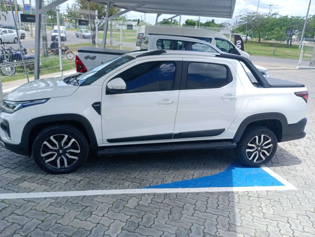 FIAT STRADA 1.0 TURBO 200 FLEX RANCH CD CVT