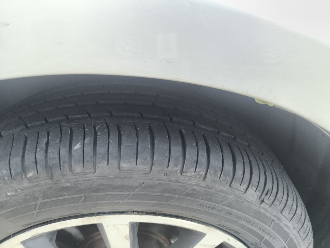 VOLKSWAGEN JETTA 2.0 COMFORTLINE FLEX 4P MANUAL