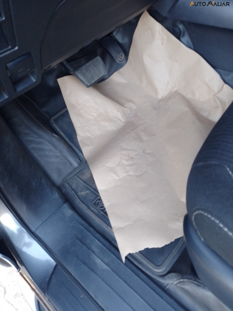 TOYOTA HILUX 2.8 D-4D TURBO DIESEL CD SR 4X4 AUTOM&Aacute;TICO