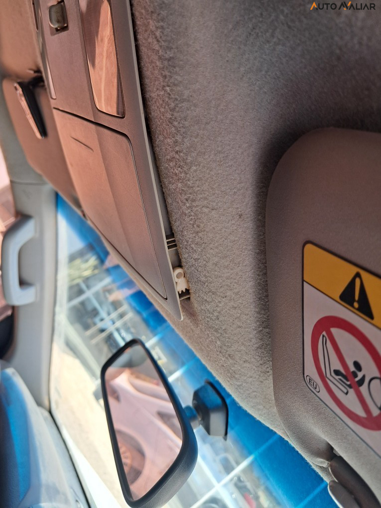 TOYOTA HILUX 2.8 POWER PACK 4X4 CD 16V DIESEL 4P MANUAL