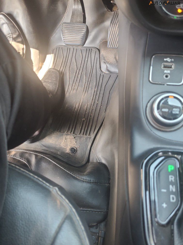 FIAT TORO 2.0 16V TURBO DIESEL FREEDOM 4WD AT9