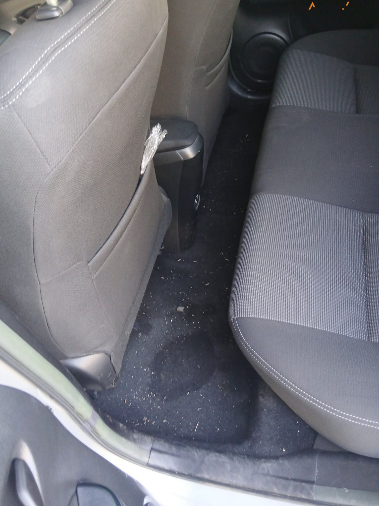 TOYOTA YARIS 1.5 16V FLEX SEDAN XL LIVE MULTIDRIVE