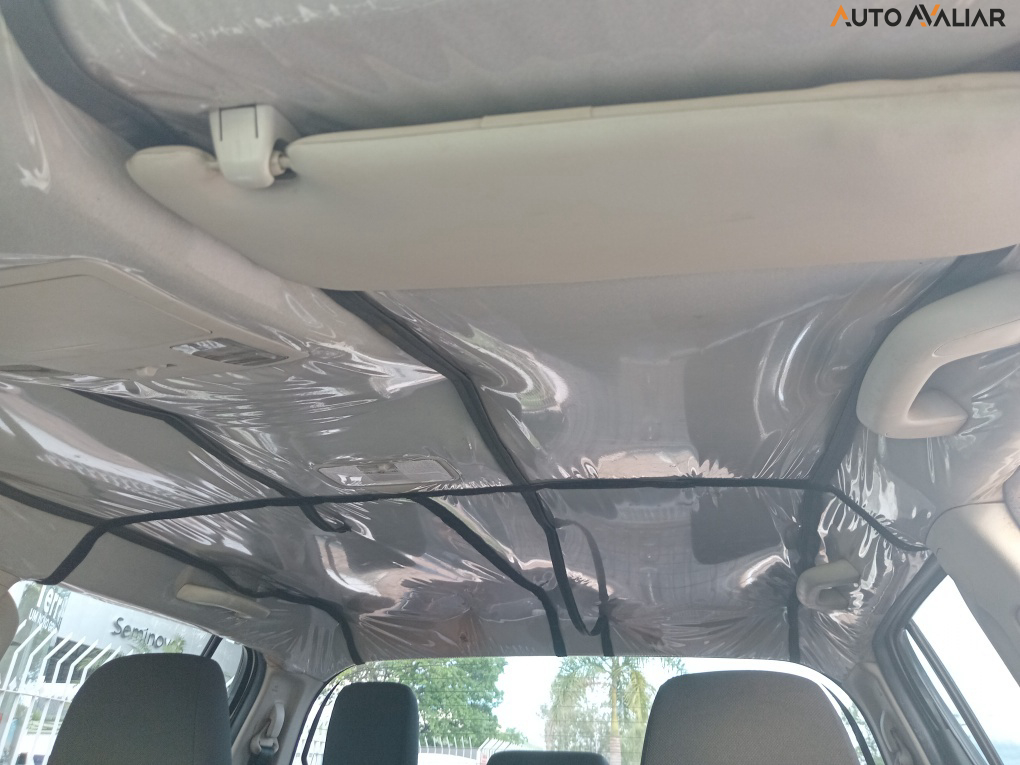 TOYOTA HILUX 2.8 POWER PACK 4X4 CD 16V DIESEL 4P MANUAL