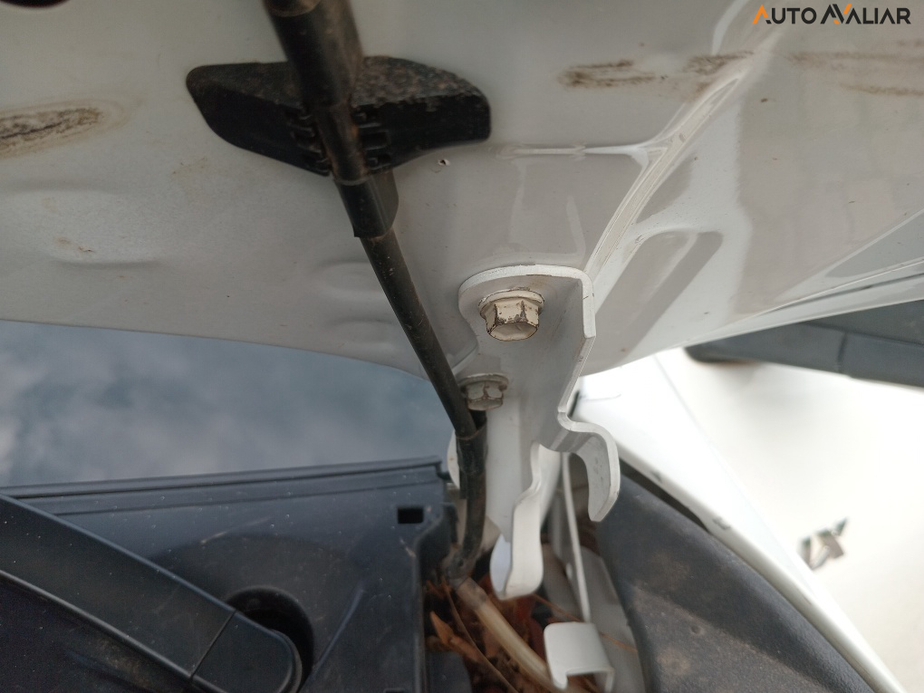 TOYOTA HILUX 2.8 POWER PACK 4X4 CD 16V DIESEL 4P MANUAL