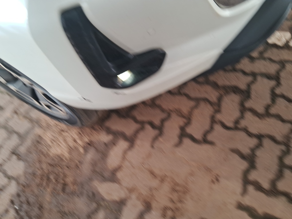 TOYOTA HILUX 2.8 D-4D TURBO DIESEL CD SRX 4X4 AUTOM&Aacute;TICO