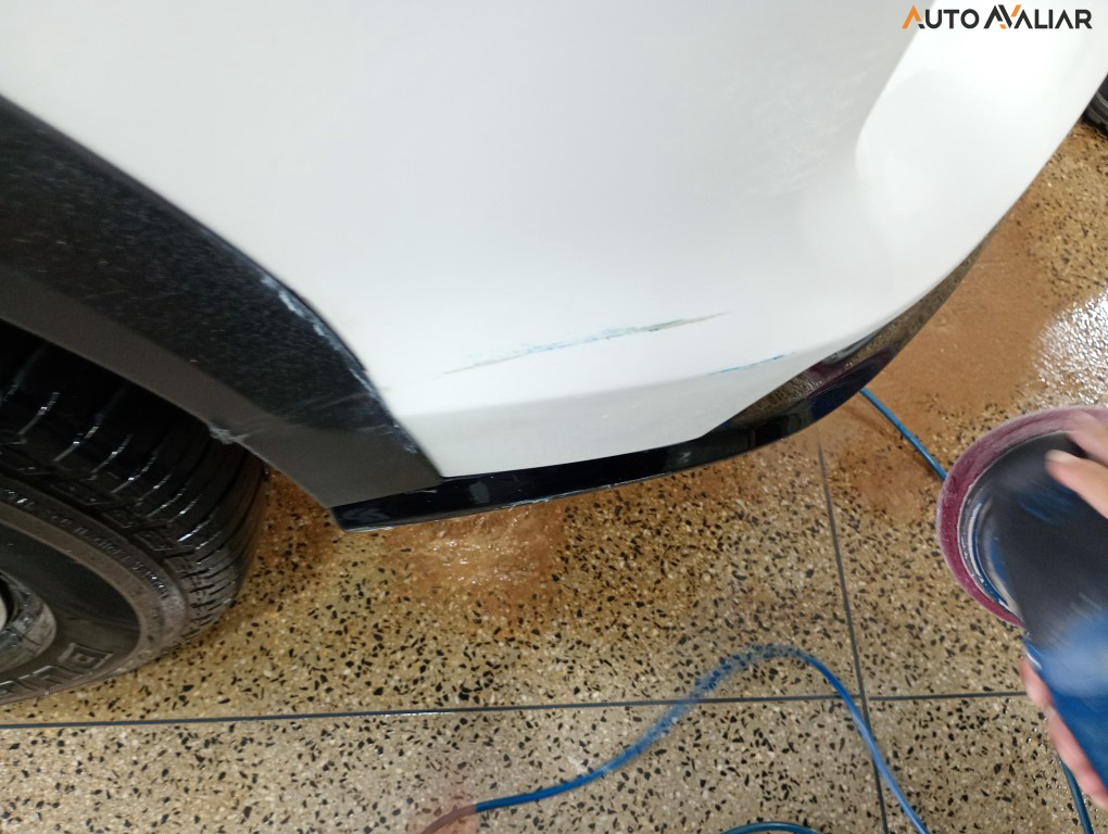 TOYOTA HILUX SW4 2.8 D-4D TURBO DIESEL SRX PLATINUM 7L 4X4 AUTOM&Aacute;TICO