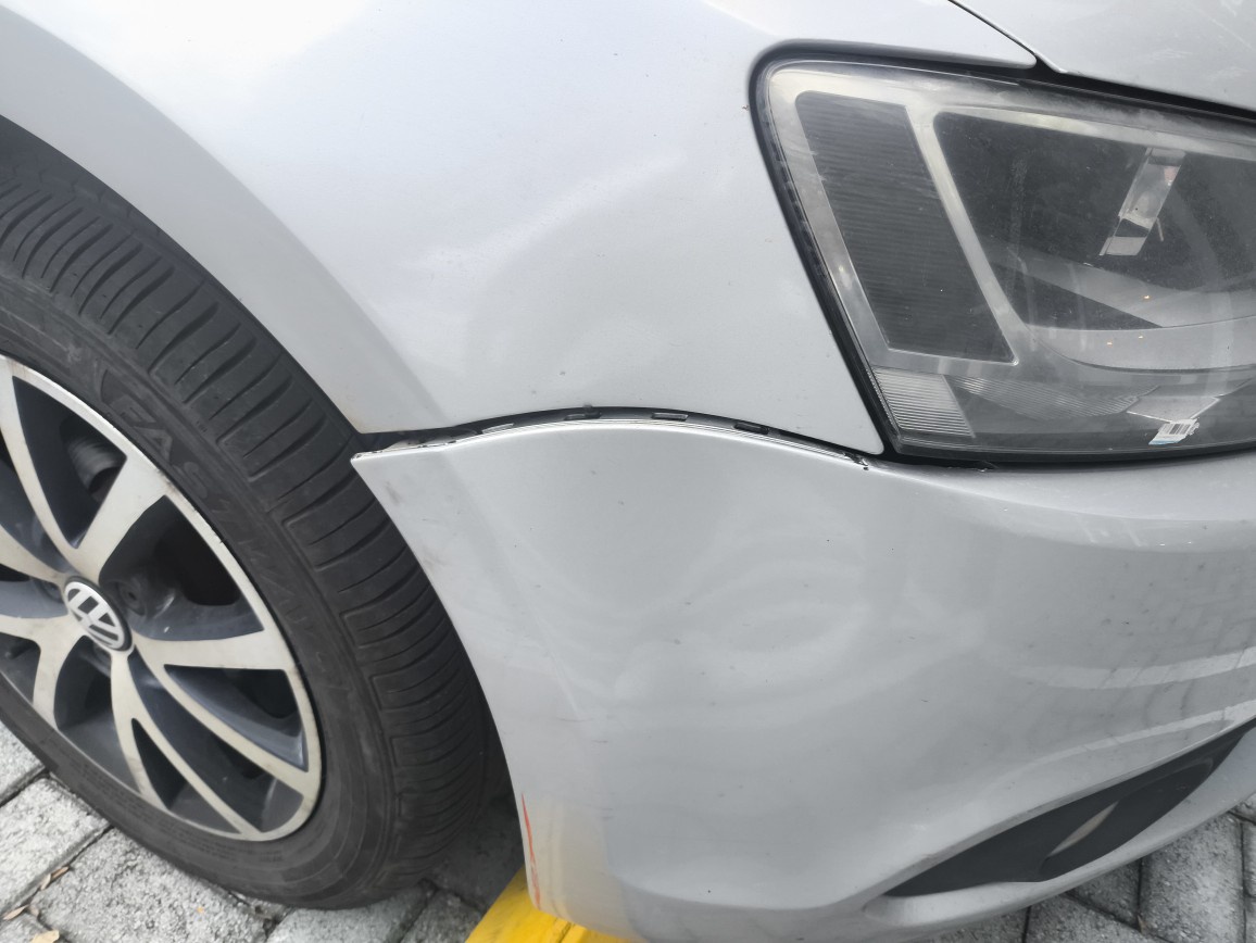 VOLKSWAGEN JETTA 2.0 COMFORTLINE FLEX 4P MANUAL