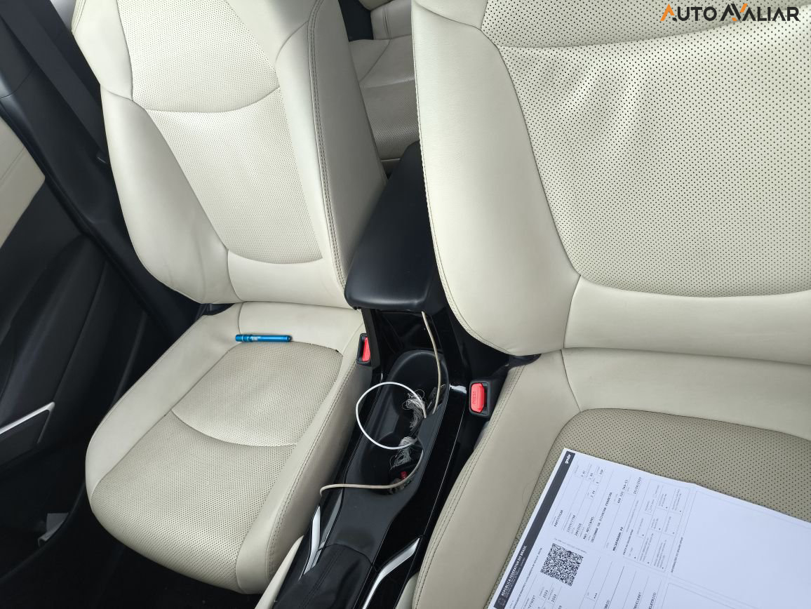 TOYOTA COROLLA CROSS 1.8 VVT-I HYBRID FLEX XRX CVT