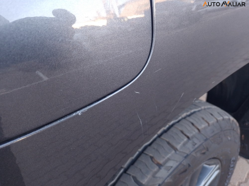 TOYOTA HILUX 2.8 D-4D TURBO DIESEL CD SR 4X4 AUTOM&Aacute;TICO