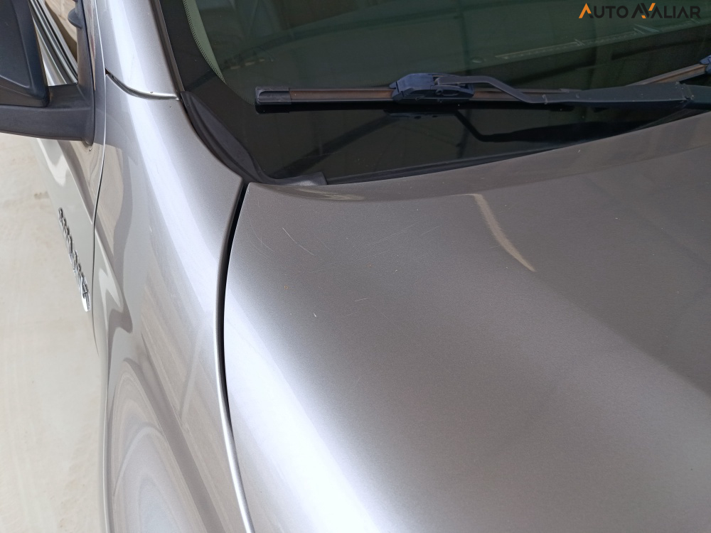 TOYOTA HILUX 2.8 D-4D TURBO DIESEL CD SR 4X4 AUTOM&Aacute;TICO