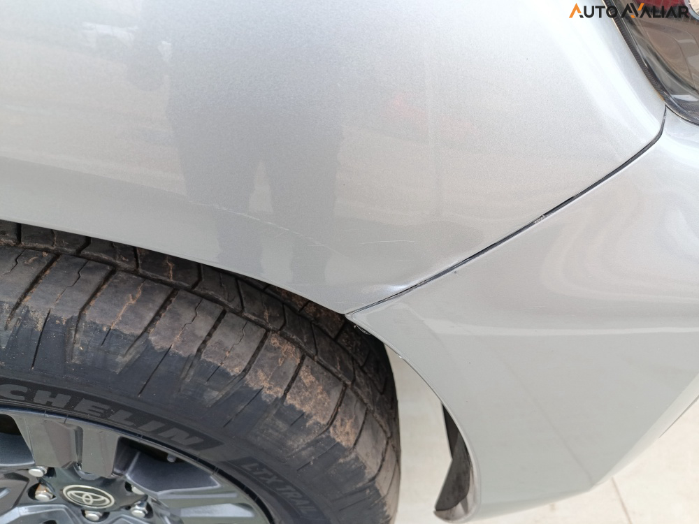 TOYOTA HILUX 2.8 D-4D TURBO DIESEL CD SR 4X4 AUTOM&Aacute;TICO