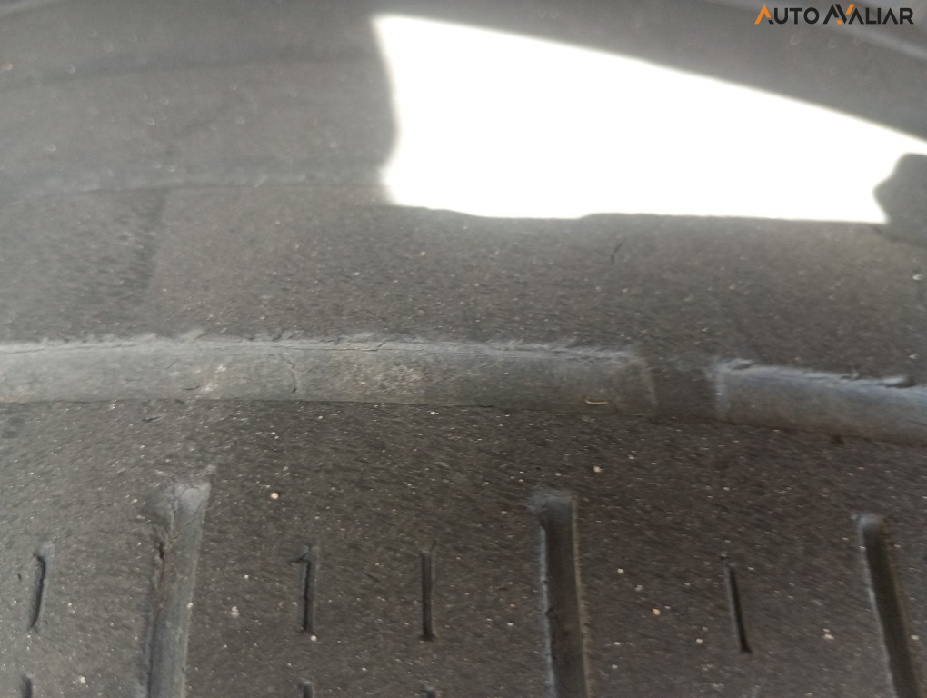 TOYOTA HILUX 2.8 D-4D TURBO DIESEL CD SRX 4X4 AUTOM&Aacute;TICO