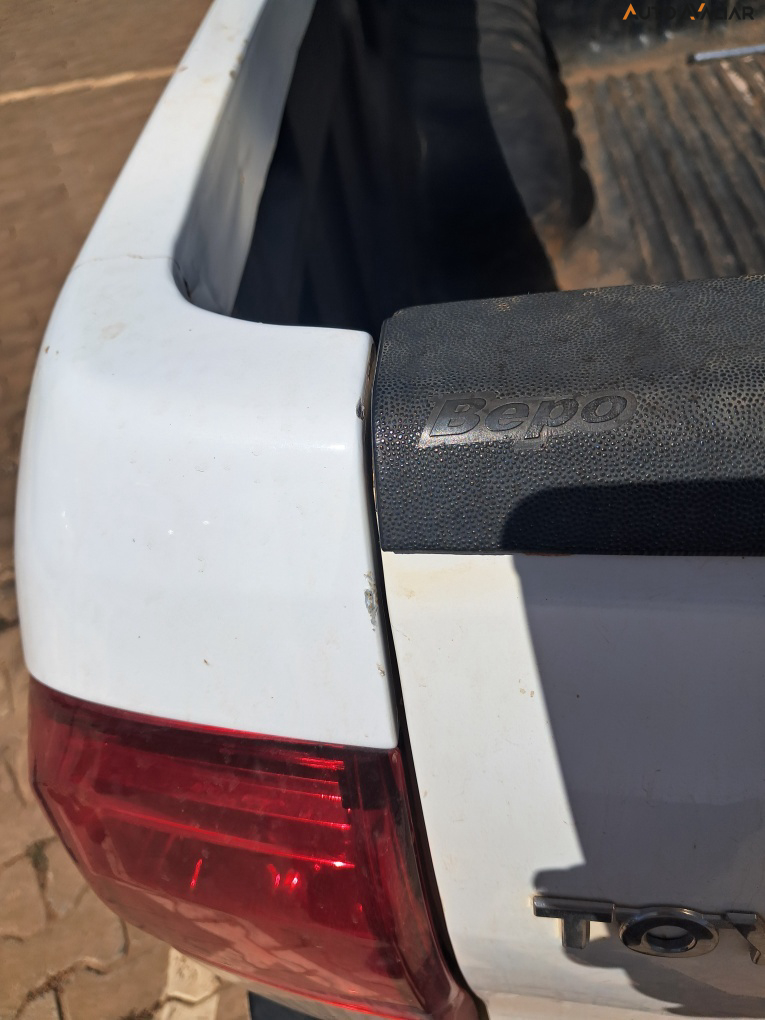 TOYOTA HILUX 2.8 POWER PACK 4X4 CD 16V DIESEL 4P MANUAL