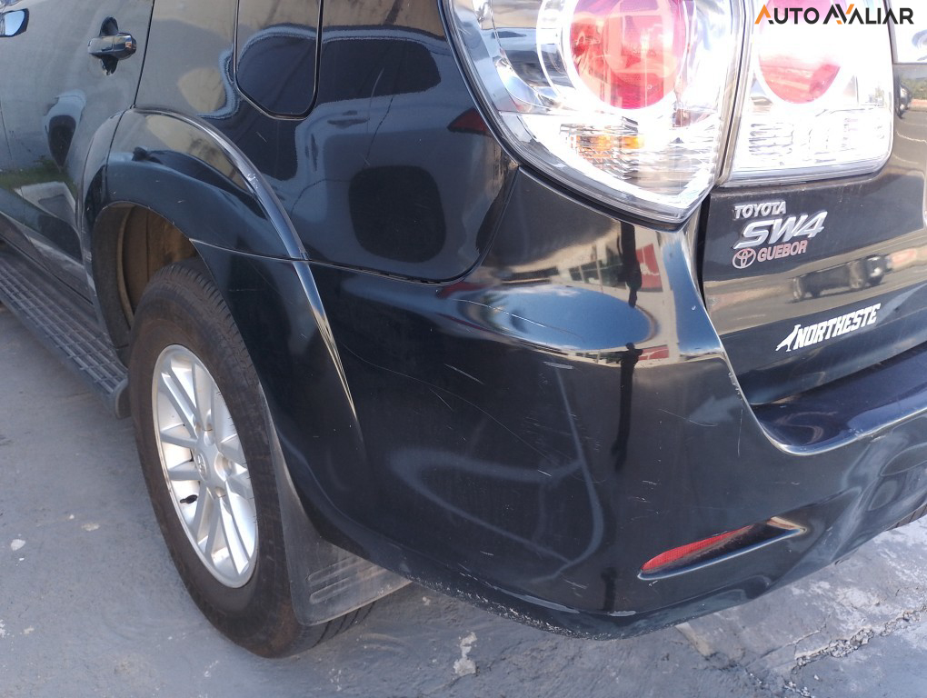 TOYOTA HILUX SW4 3.0 SRV 4X4 16V TURBO INTERCOOLER DIESEL 4P MANUAL