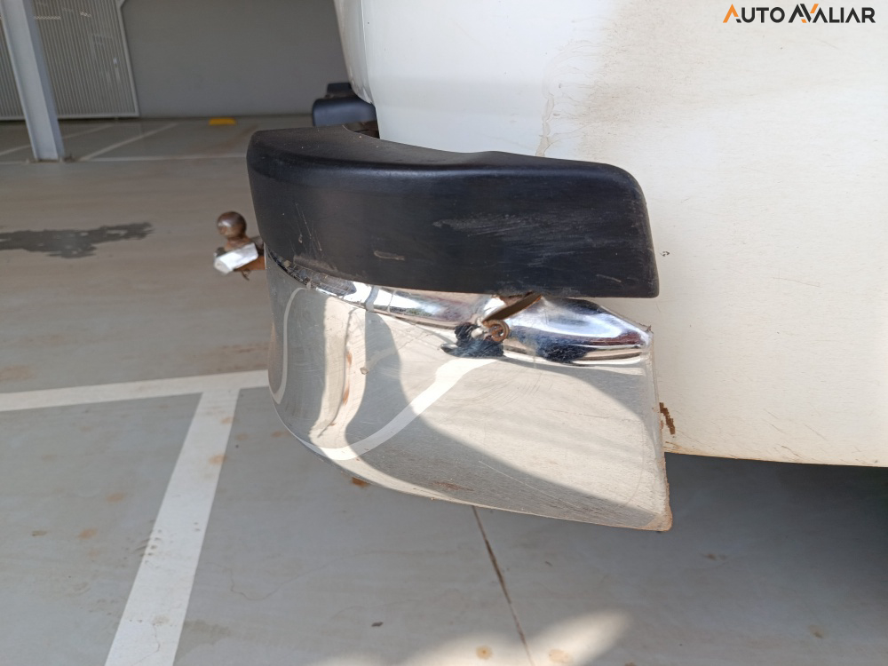 TOYOTA HILUX 2.8 D-4D TURBO DIESEL CD SR 4X4 AUTOM&Aacute;TICO