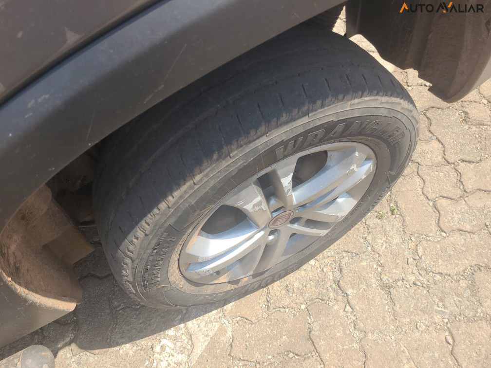 FIAT TORO 2.0 16V TURBO DIESEL FREEDOM 4WD AT9