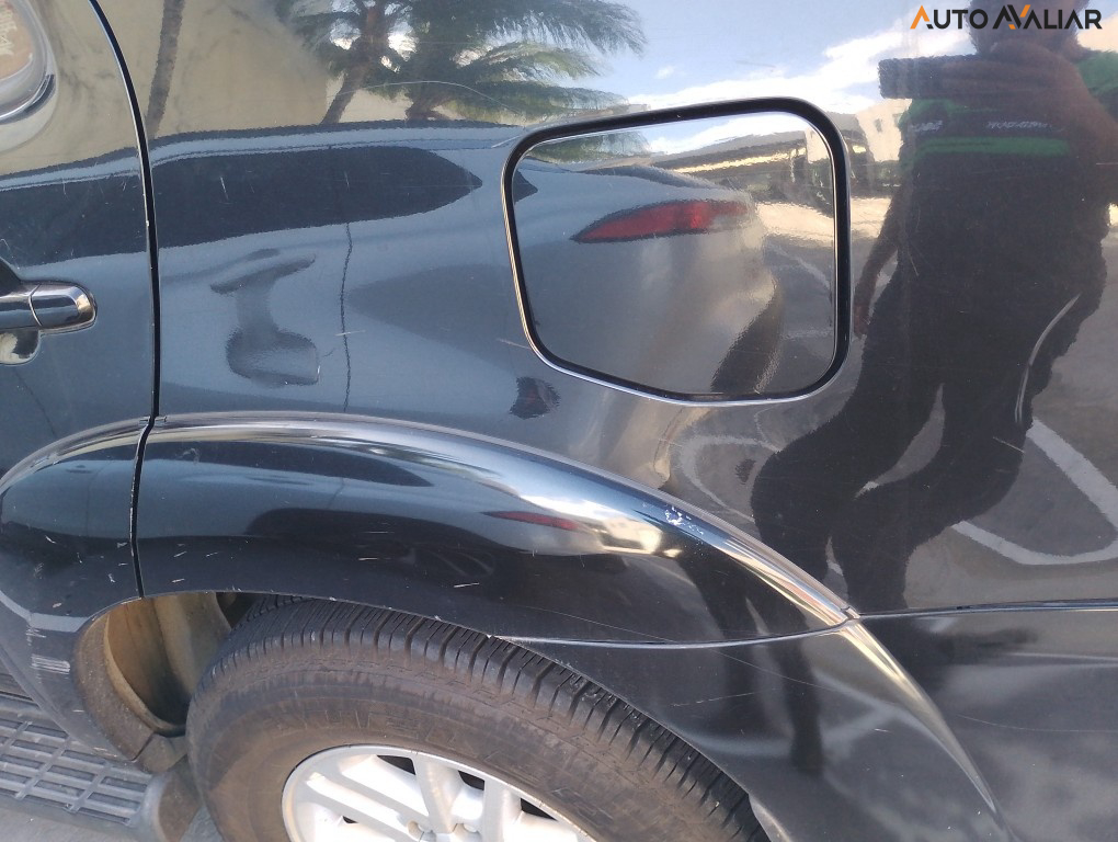 TOYOTA HILUX SW4 3.0 SRV 4X4 16V TURBO INTERCOOLER DIESEL 4P MANUAL