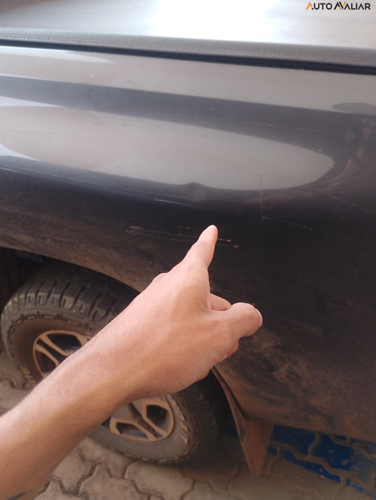 TOYOTA HILUX 2.8 D-4D TURBO DIESEL CD SRV 4X4 AUTOM&Aacute;TICO